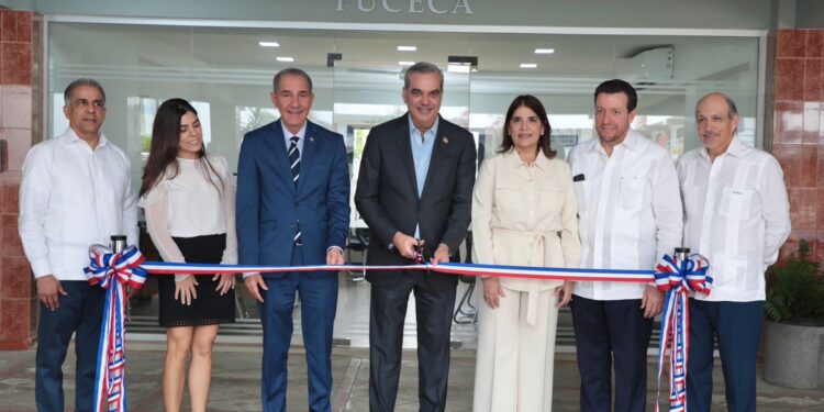 Afirman Gobierno ofrece igualdad de oportunidades a todos los estudiantes dominicanos sin importar afiliación política