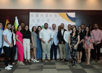 30 médicos dominicanos ganan plazas MIR de especialidades médicas en España