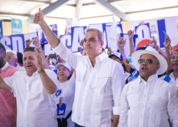 Abinader llama a perremeístas a consumar en votos simpatía que reflejan encuestas el 19 de mayo 