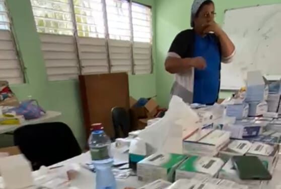 Pedro Jiménez, candidato a diputado por circunscripción 2 del DN, realiza operativo odontológico en el sector La Puya de Arroyo Hondo