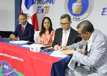 PRM y PPD firman acuerdos políticos para el período 2024-2028
