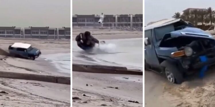 Hombre sale volando por la ventana de su vehículo en una playa de Kuwait