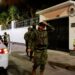 Detienen al exvicepresidente de Ecuador en la embajada mexicana
