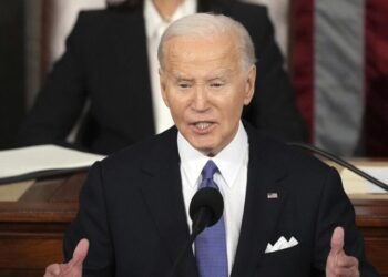 EEUU evalúa otorgar estatus legal a inmigrantes casados con ciudadanos de ese país