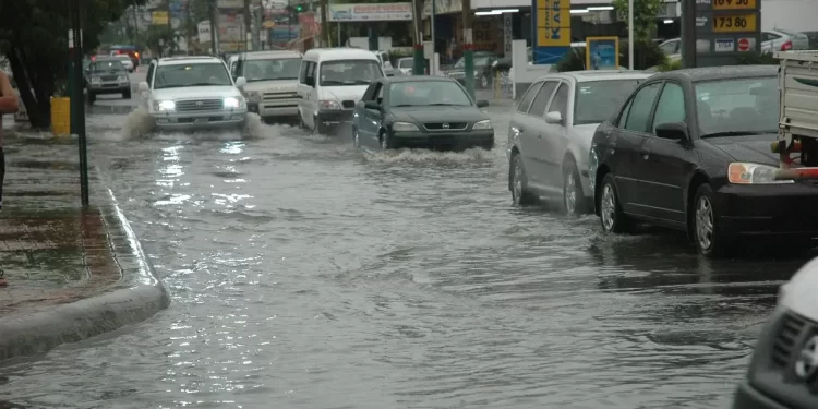 Sistema frontal generará aguaceros dispersos este lunes
