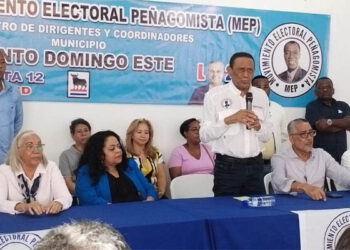 Movimiento Peñagomista realiza masivo encuentro apoyo Luis Abinader