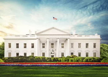 La Casa Blanca quiere deshacerse de Trump porque es un rival político, según el Kremlin