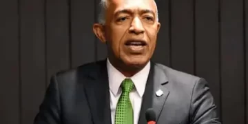 Bertico Santana destaca compromiso de la juventud en Santo Domingo Este