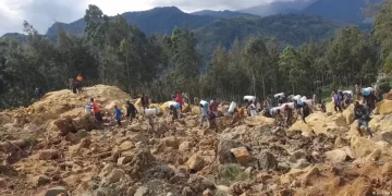 Papúa Nueva Guinea reporta 2.000 personas sepultadas en alud