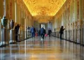 Trabajadores de los Museos Vaticanos reclaman al papa mejores condiciones laborales