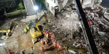 Cuatro muertos en el este de China tras derrumbe de un edificio residencial