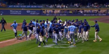 Peloteros dominicanos protagonizan pelea en la MLB