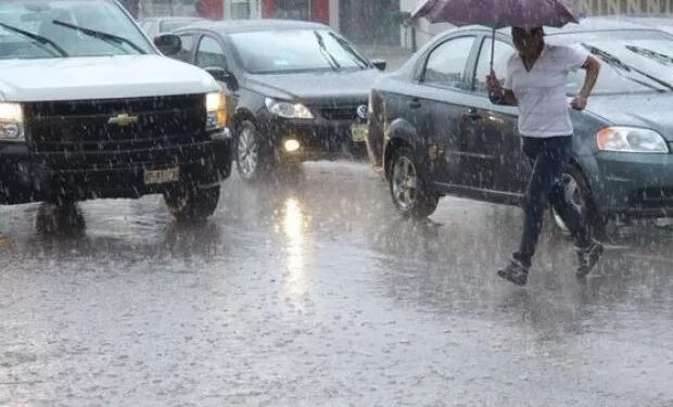 Lluvias con tronadas en las horas matutinas en distintos puntos del país