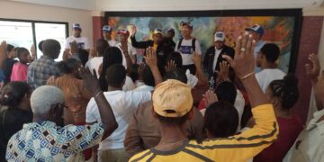 Comunicadores 8.0 Luis Abinader Presidente Juramenta estudiantes de comunicación y equipo de apoyo en Sabana Perdida