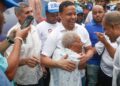 Elías Matos recibe apoyo masivo durante recorrido en Los Praditos del Distrito Nacional