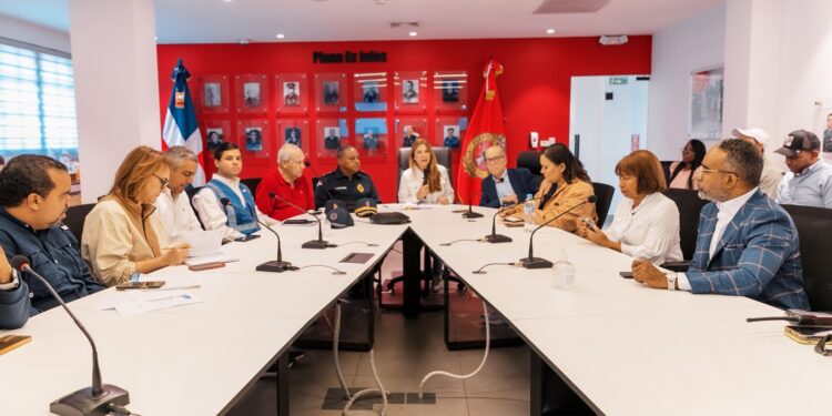 Carolina Mejía dispone mayores acciones ante lluvias