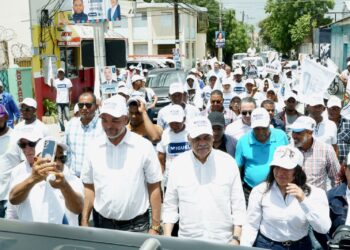 Miguel Vargas llama azuanos a votar por candidatos PRD y Alianza Opositora
