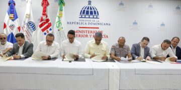 Firman convenio mediante el cual se agregarán cámaras del sector privado al sistema del 911