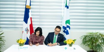 Firman convenio para cobertura de cirugías robóticas de útero y próstata