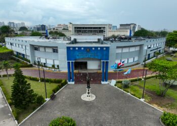 Dirección de Migración somete extranjero por estafar a una compatriota