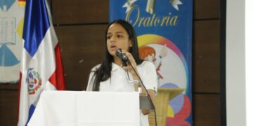 Regional 15 de Educación convoca a jóvenes talentos en el Concurso de Nacional Oratoria
