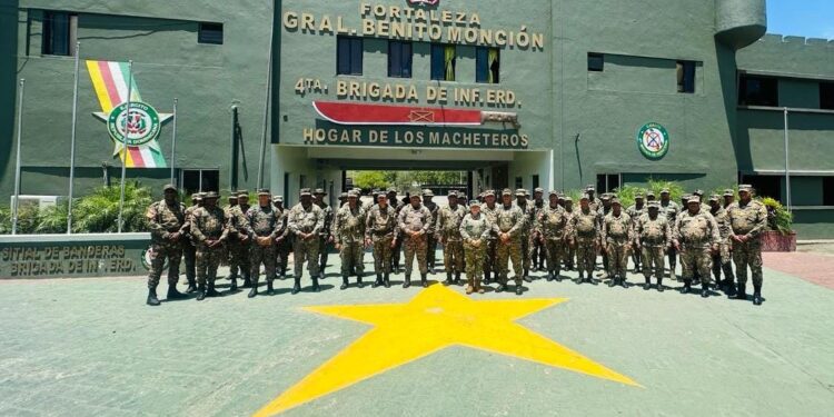 Escuela de Derechos Humanos del Mide lleva equipos a brigadas en zona fronteriza