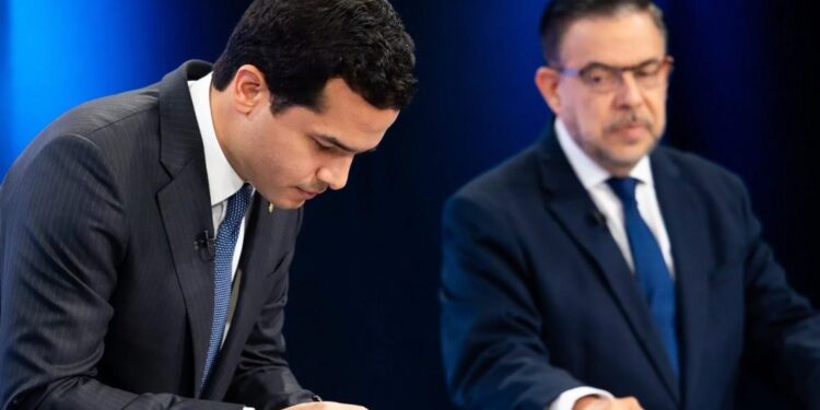 Guillermo felicita a Omar: “Deseo que pueda desempeñar su función con dedicación y responsabilidad”