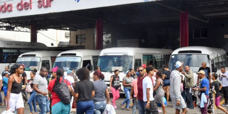 Sin efecto queda el aumento del transporte en ruta hacia el Sur del país
