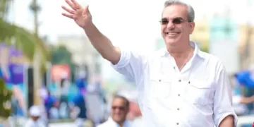 Abinader continuará actividades políticas en Cotuí, Barahona y Azua este sábado