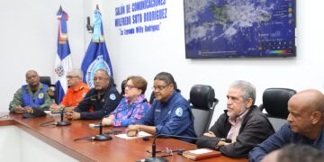 COE incrementa y amplía niveles de alerta; llama a la población en alto riesgo en las provincias alertadas a no descuidarse