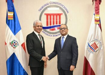 Jueces del TC y senadores coordinan acciones para próximas jornadas formativas