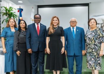 Tesorería Nacional reconoce a Carolina Mejía por dirigir el gobierno municipal con transparencia, integridad y excelencia