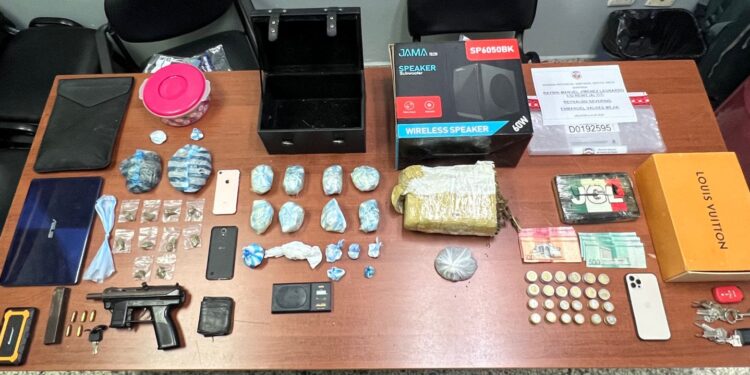 Arrestan tres personas en Santiago e incautan más de cuatro mil gramos de narcóticos