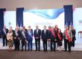 Canciller Roberto Álvarez impone condecoración a 19 embajadores dominicanos por su trayectoria diplomática  