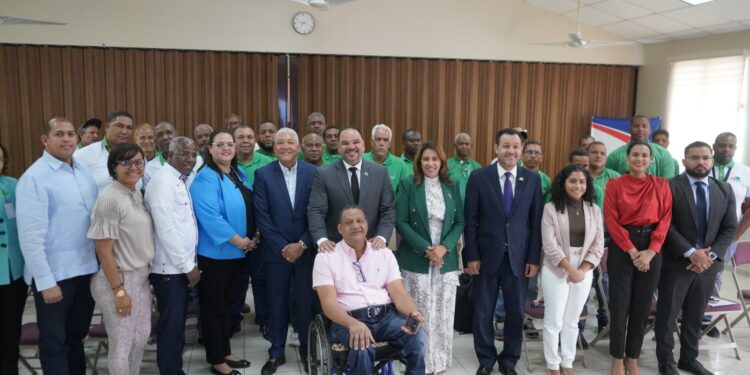 OMSA busca adquirir autobuses con rampas eléctricas para facilitar movilidad a personas con discapacidad