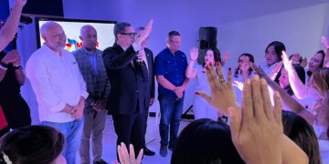 PRM juramenta damas del Movimiento Mujer Red