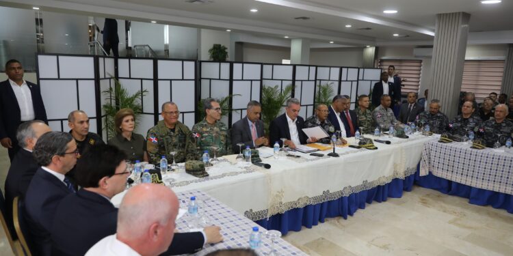 Presidente Abinader encabeza reunión de seguimiento al Plan de Seguridad Ciudadana