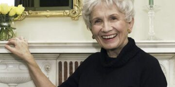 Muere a los 92 años la premio Nobel de Literatura canadiense Alice Munro