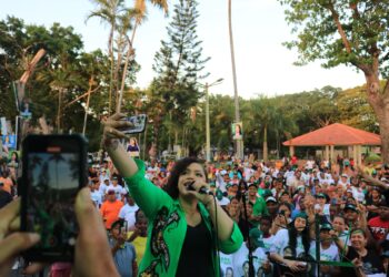 Diputada Juliana O’Neal cierra su campaña con apoyo masivo de Santo Domingo Este
