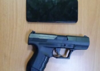 Policía captura uno de dos hombres captado en video perpetrando asalto en SDN