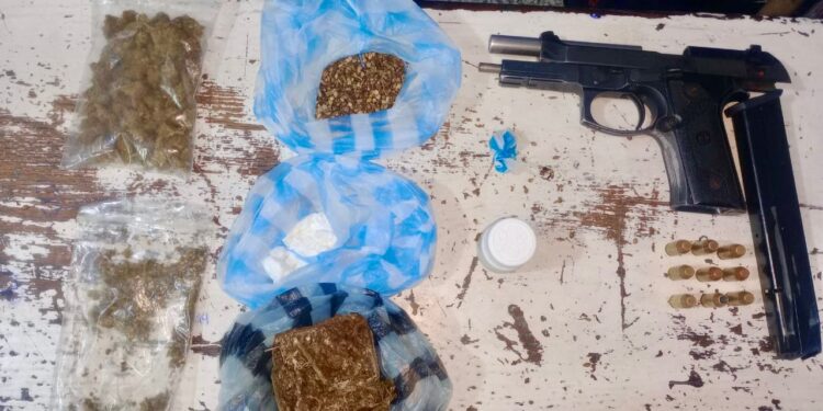 Antisocial resulta herido tras atacar a tiros agentes policiales en Santiago