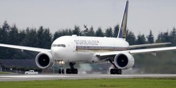 Un muerto y varios heridos por fuertes turbulencias en vuelo de Londres a Singapur