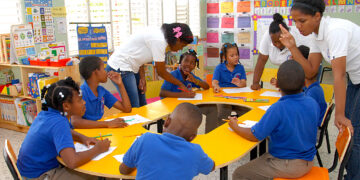 Ministerio de Educación llama a reintegrarse a clases este martes 