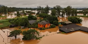 Se agravan las inundaciones en Brasil: Hay 31 muertos, 74 desaparecidos