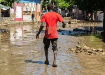 Al menos 10 personas mueren tras derrumbe de tierra causado por lluvias en norte de Haití