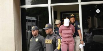 Aplazan conocimiento de medida de coerción contra mujer que mató a chino