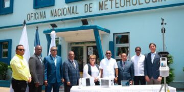 Departamento Aeroportuario dona estación meteorológica a Onamet
