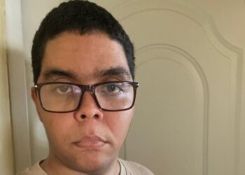 Joven periodista con autismo reclama: ¿qué están haciendo las autoridades para aplicar la ley TEA?