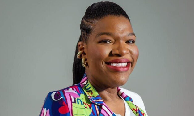 Elizabeth Silverio ahora aconseja a mujeres a actuar con inteligencia