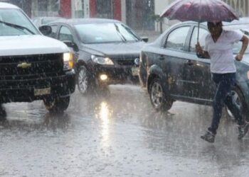 Continúan las lluvias por onda tropical y vaguada